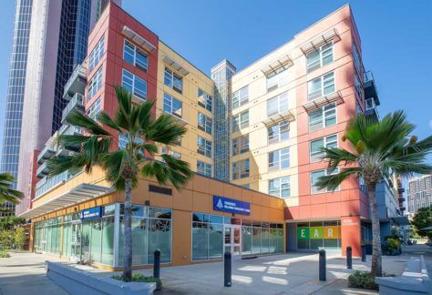 Exterior of Kakaako Urgent Care Center