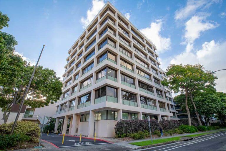 Exterior of the Honolulu Physician Office Building.